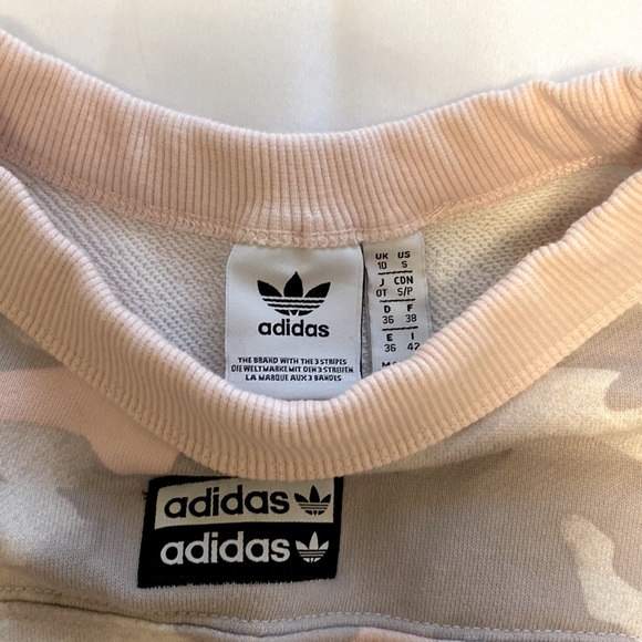 NWOT Adidas pink camo crop top sweater size small - Picture 6 of 6